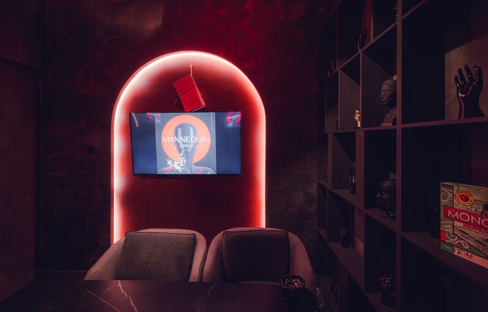 Интерьер лаунж-бара Maneken Lounge — фото 14 из 16